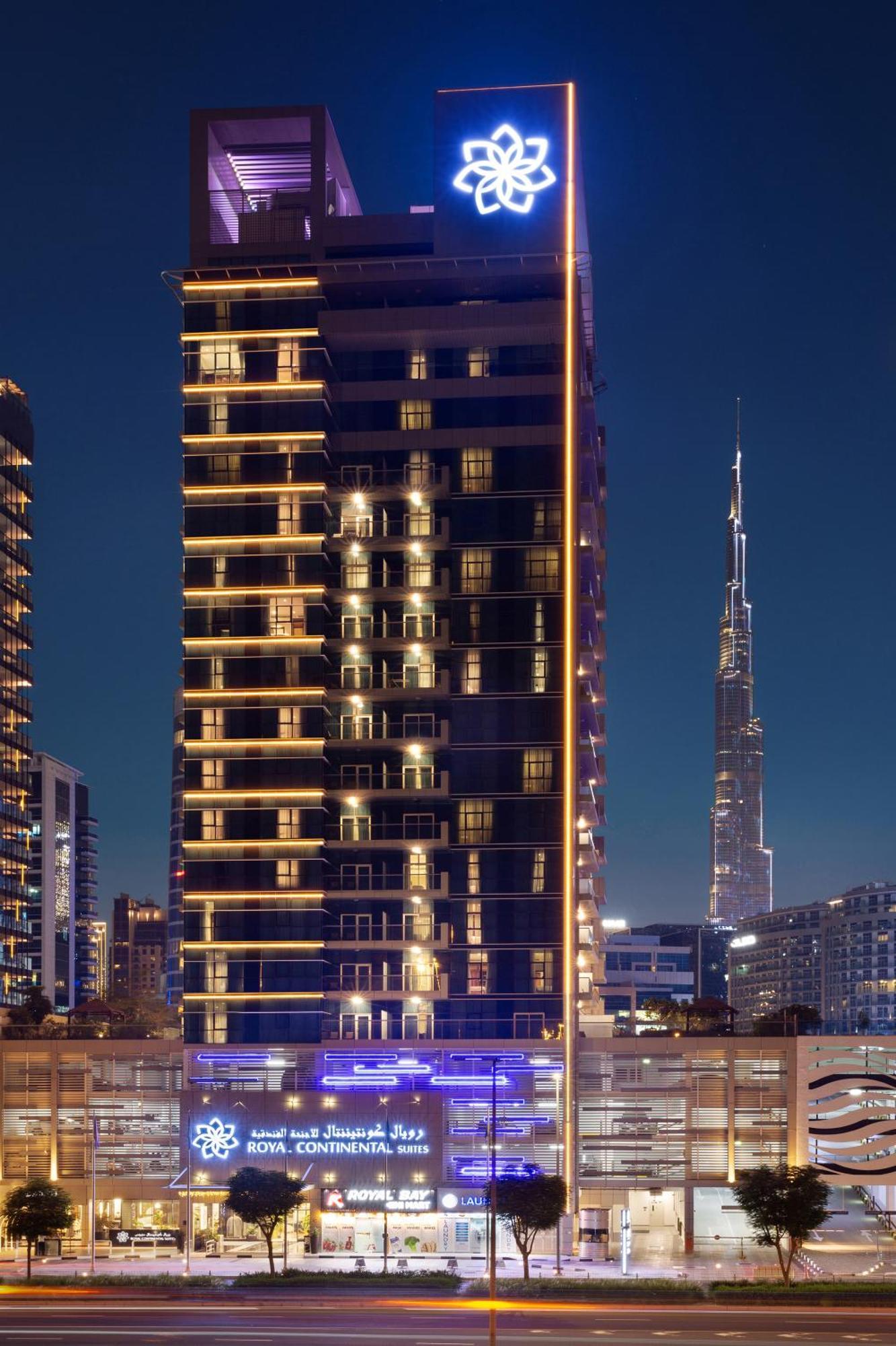 Royal Continental Suites Business Bay - Deluxe Apartments Dubaï Extérieur photo The Address Downtown Dubai